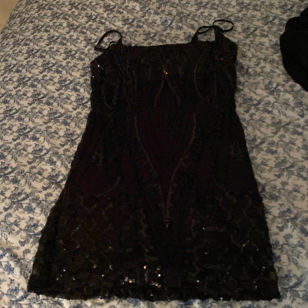Black sequined homecoming dress